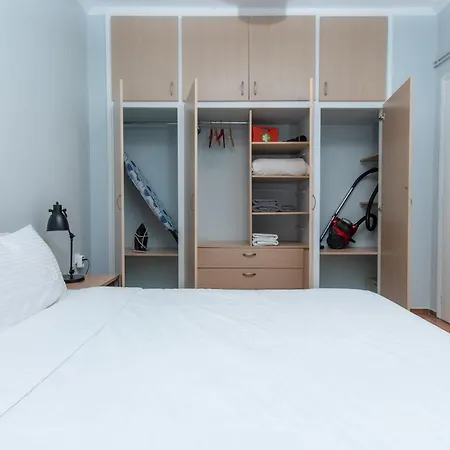 Houseloft White Tower Icon Selanik