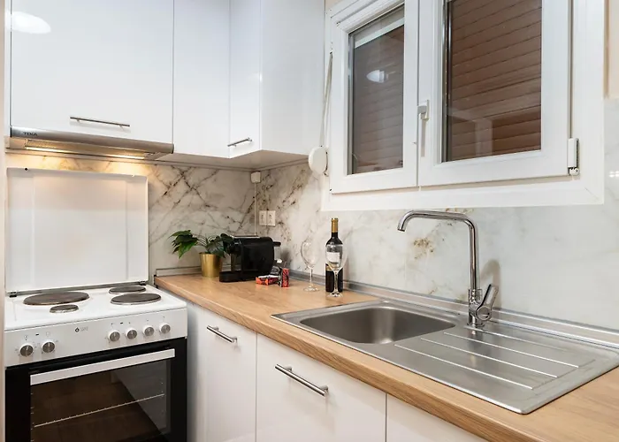 Houseloft White Tower Icon