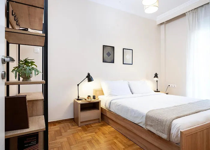 Houseloft White Tower Icon Apartment