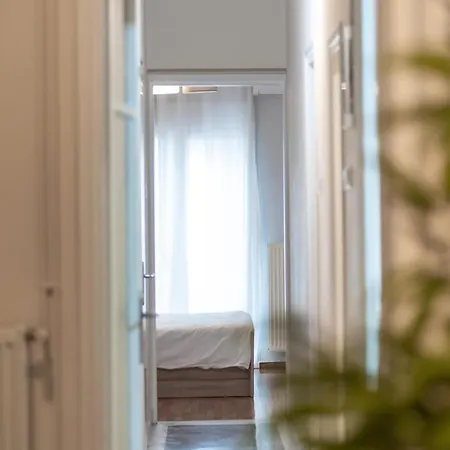 Houseloft White Tower Icon Apartament *