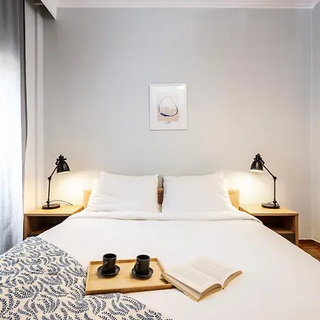 Houseloft White Tower Icon Apartamento